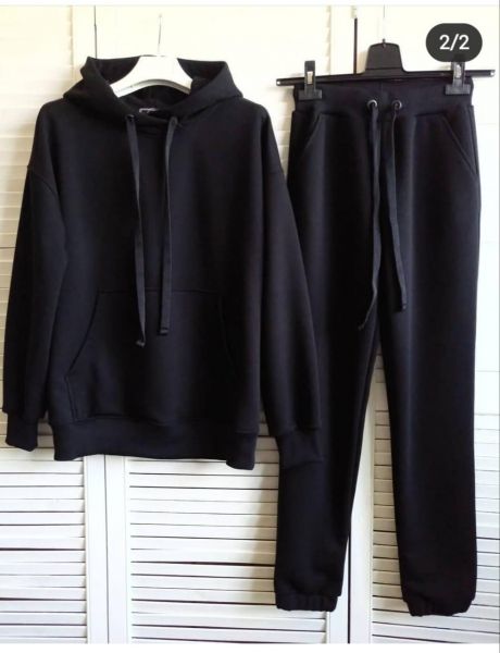 Suit with hood, insulated black R754