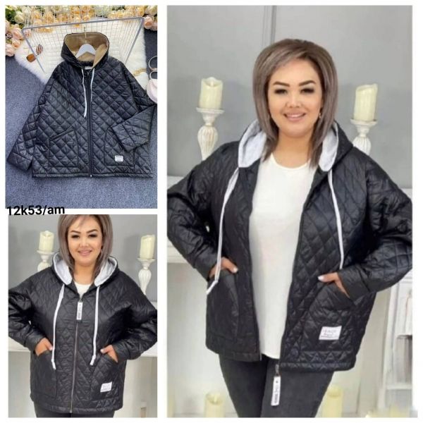 Jacket Size Plus glossy quilted with hood black M29