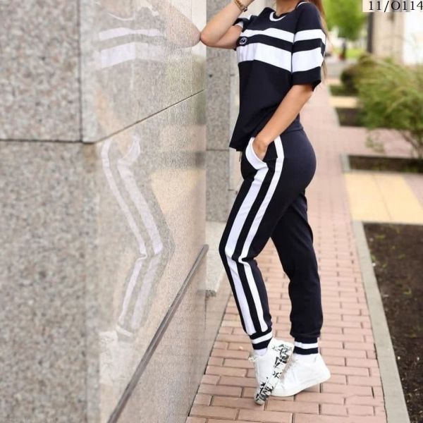 Suit T-shirt and trousers with stripes dark blue O114