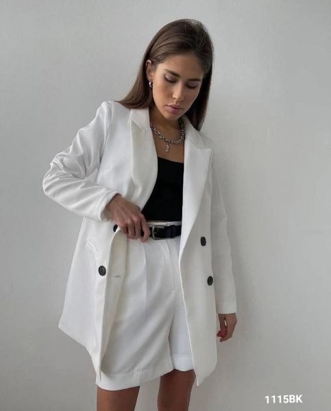 Classic suit with shorts white BEK