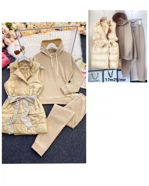 Suit Size Plus three-piece vest with cream belt and fleece suit cream 10.23 M29