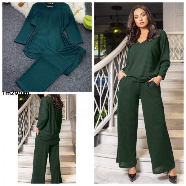 Suit Size Plus noodle jacket and bell-bottom trousers emerald M29