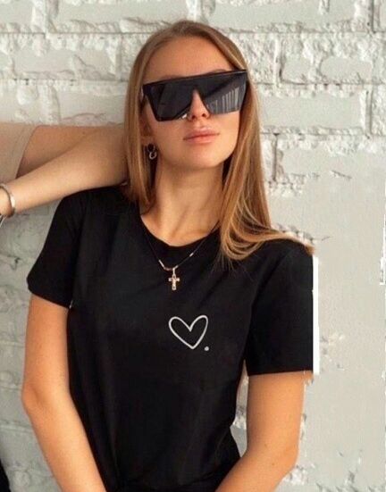 T-shirt SIZE PLUS with heart black New price SV IN