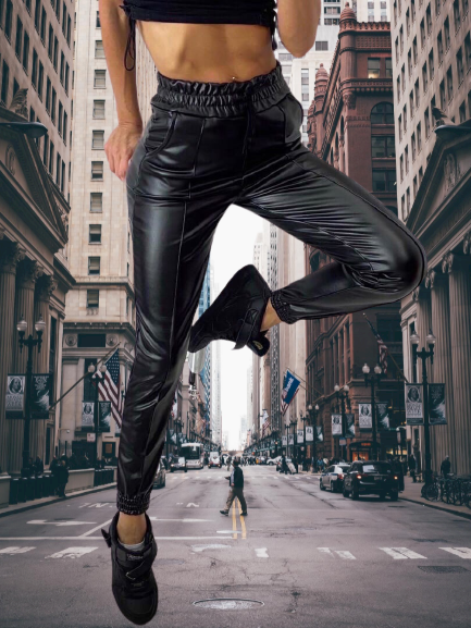 Leather-look trousers with front seams and elastic waistband, black AN123