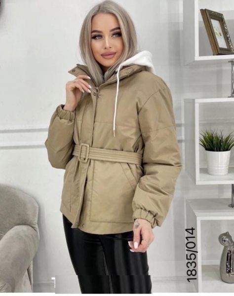 Jacket with belt and knitted cappuccino hood T124