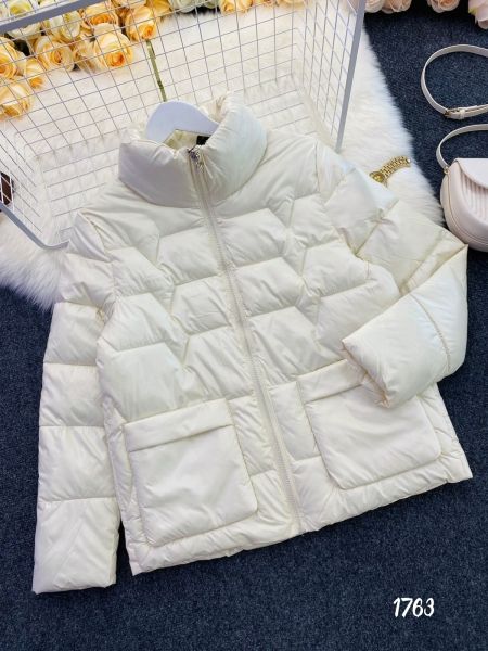 Quilted goalpost jacket, milky F763