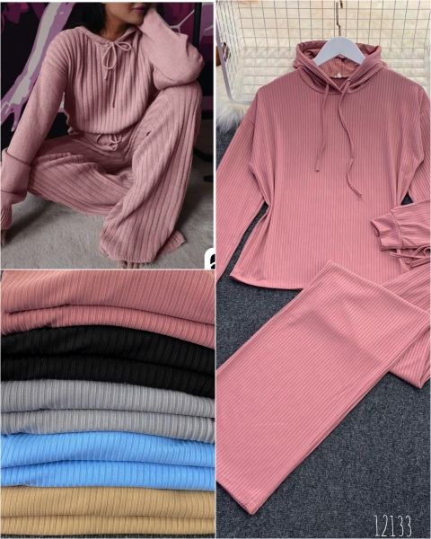 Noodle suit with hood pink 10.23 A133