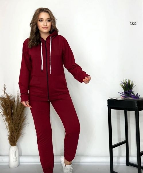 Suit SIZE PLUS with zip burgundy IN