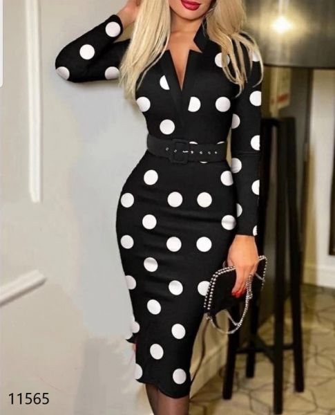 Dress with large black polka dot belt K115